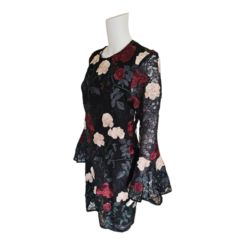 Laundry by Shelli Segal Black Floral Embroidered Lace Bell Sleeve Dress Size 12